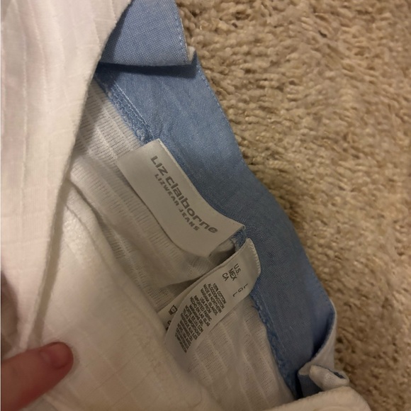 Top - Picture 2 of 3